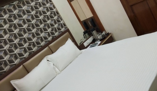 Hotel Shubh in Kanpur