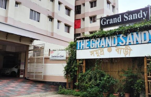 Hotel The Grand Sandy