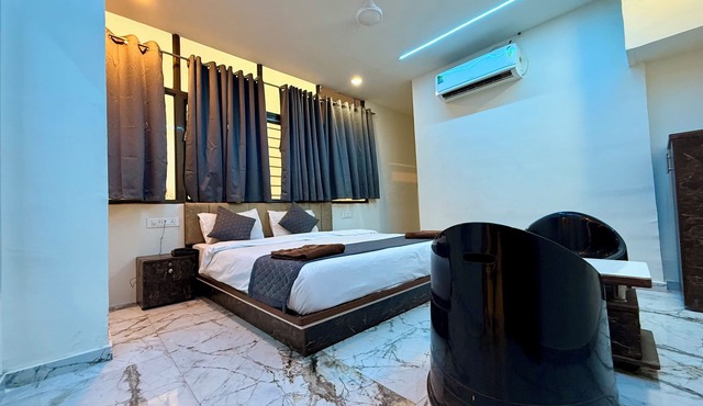 Hotel White Palace