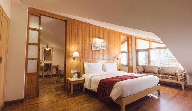 Hotel Willow Banks, Mall Road Shimla