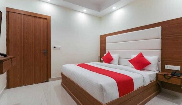 Hotel Yours Pacific