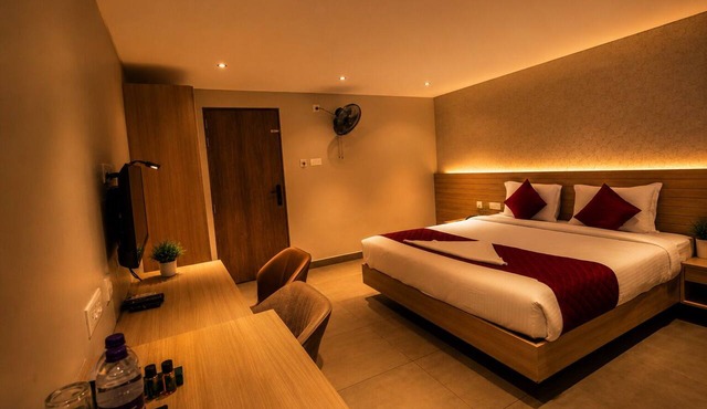 Hypolux Business Hotel