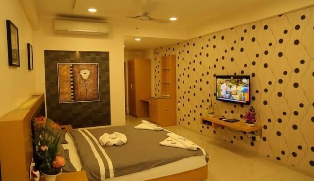 iROOMZ Nakshatra-LR in Ballari