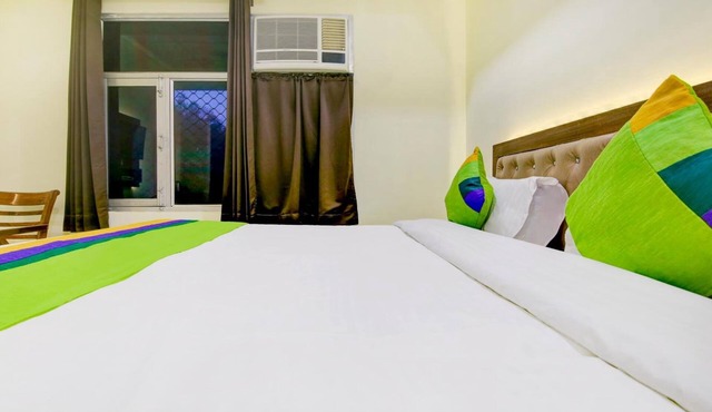 Itsy Hotels Oasis Inn