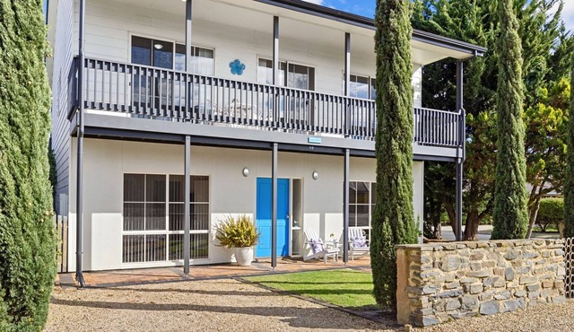 Jacks Corner - Moments to the beach, free wifi, pet friendly - wont be disapointed! in Normanville