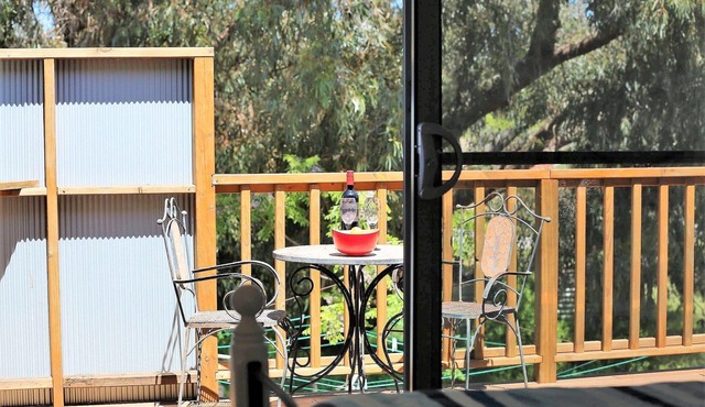 Just Beachy - Quiet & Relaxing - comfortable beach cottage in Guilderton