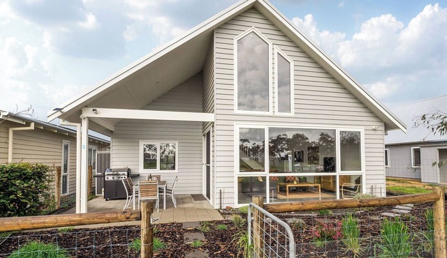 Karrack House - Peaceful family holiday home in Witchcliffe Ecovillage in Witchcliffe