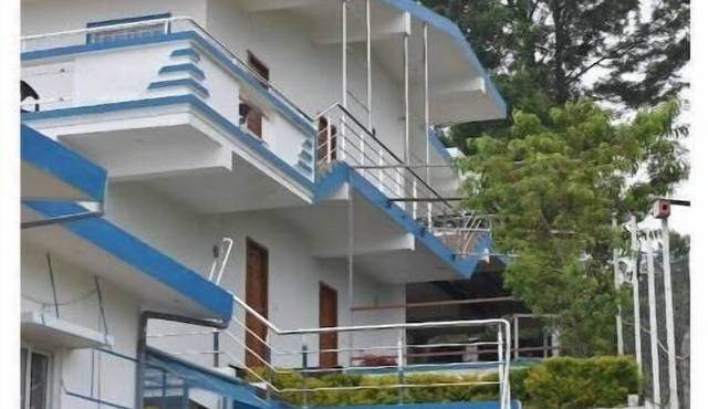 Kathiresan's Diamond hill view cottage in Ooty