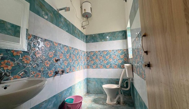 KC Guest House in Haldwāni