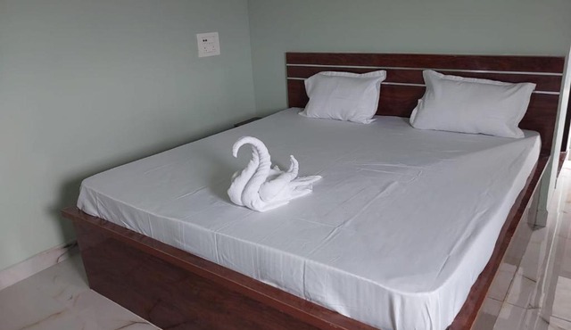 Keratam Stay in Vadarevu