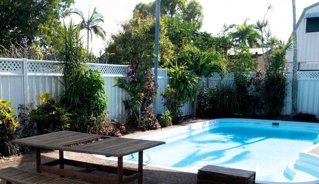 Kirrama 2 Pool across road to beach in Wongaling Beach