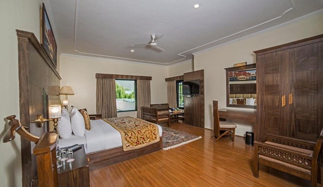 Lemon Tree Hotel Srinagar in Srinagar