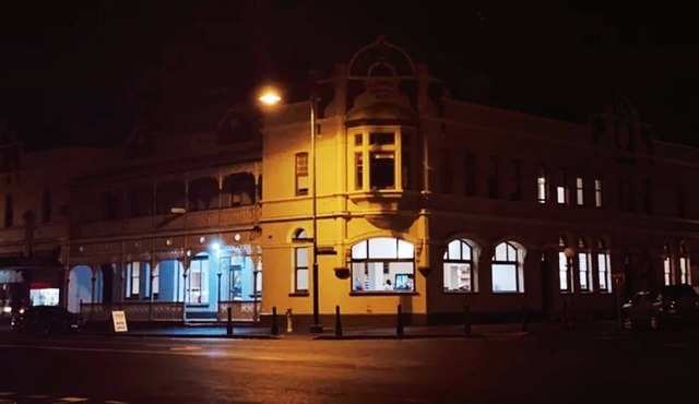 Leura Hotel in Camperdown