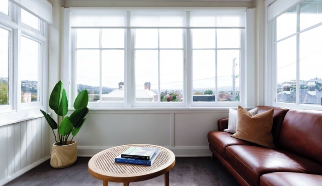 Light-Filled Comfort Near Hospital & City in Launceston City