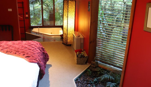 Linden Gardens Rainforest Retreat in Mount Dandenong