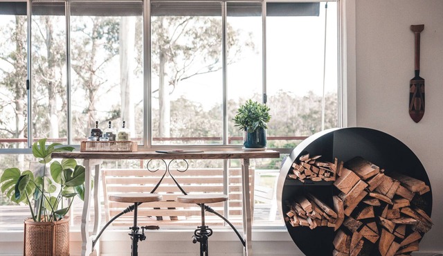 Little Roaring Beach Shack - cosy beachside retreat, Dover, Huon Valley. in Dover