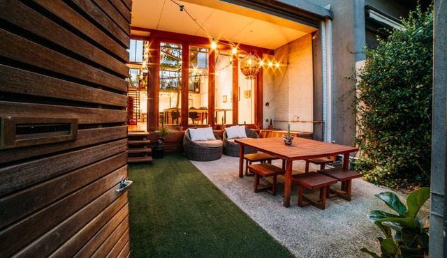 Lofty Inner City Warehouse in Abbotsford