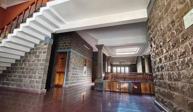 Luxurious Private TraditionalVilla.4 min to beach. in Varkala