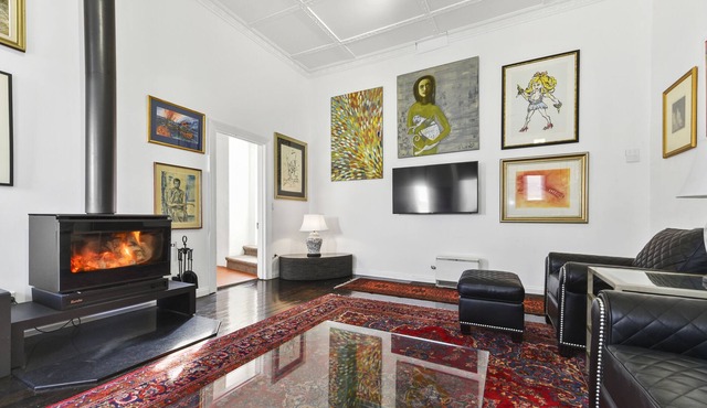 Luxury boutique accommodation - free wifi in Stanley