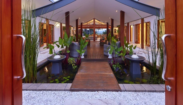 Luxury Rainforest Escape in Kuranda
