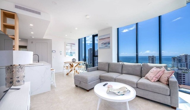 Lv16 Beach View 2bed APT in Broadbeach