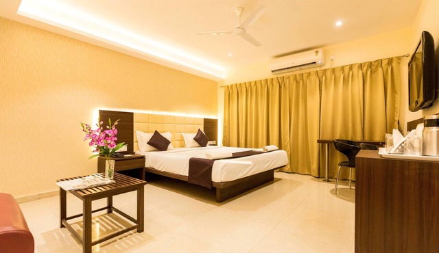 LYNQ CICO in Kolkata