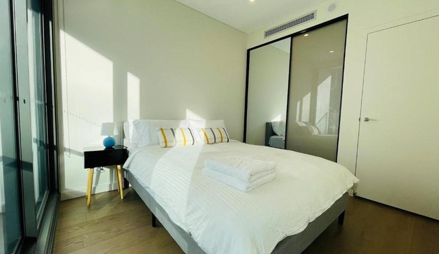 Macquarie Park high level 2bed 2bath with Study Gym & Pool in Sydney