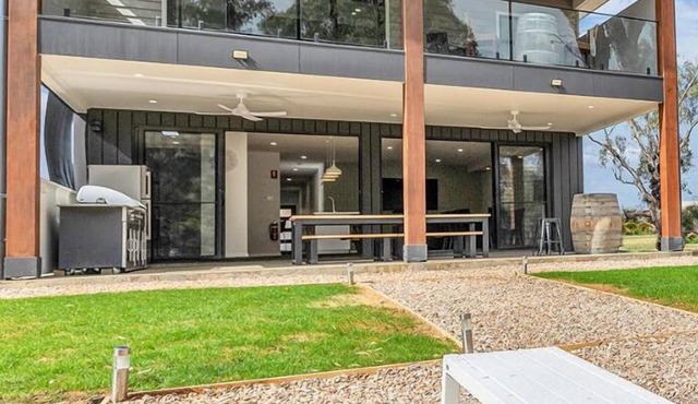 Marina Palms: Your Luxury Escape in Moama