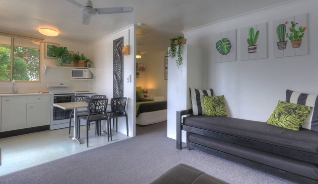 Maroochy River Bungalows in Diddillibah