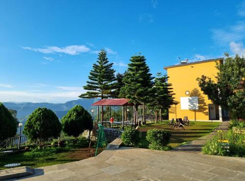 Mist n Meadows Resort