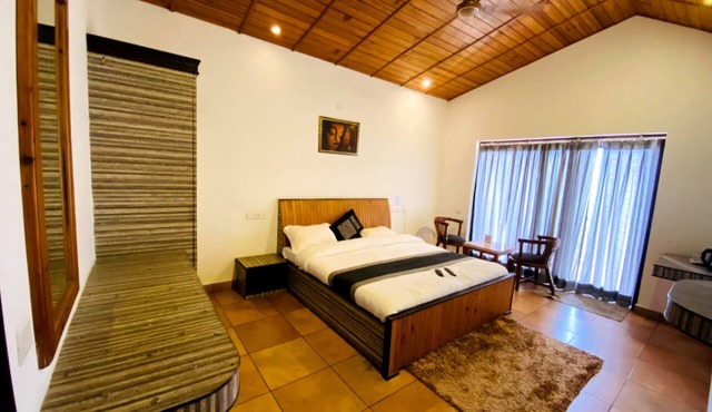 Mist n Meadows Resort