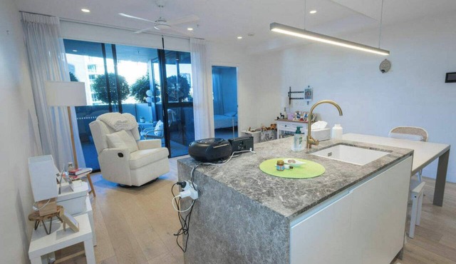 Modern 2BDR Milton Apt near Suncorp Stadium in Brisbane