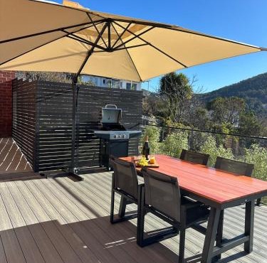 Modern Soho Pad with Sunny Deck in West Hobart