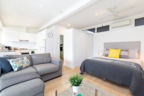 Modern Stylish Self-contained Studio Apartment in Burnside