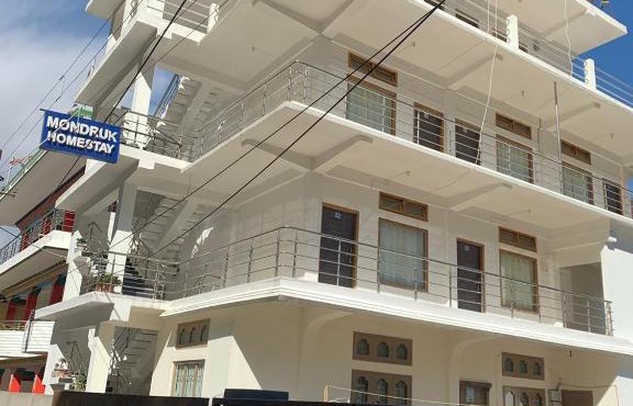 Mondruk Homestay