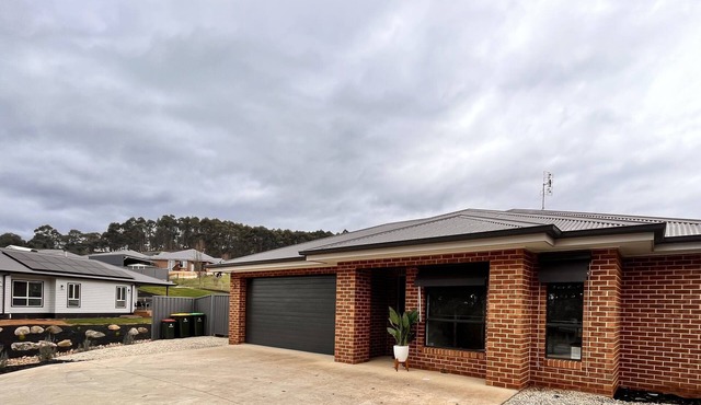 Mountain Breeze in Myrtleford