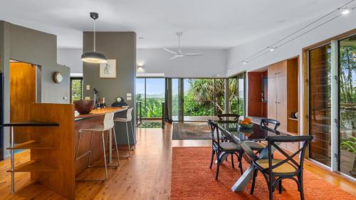 Mountain Breeze Retreat in Smithfield