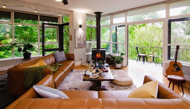 Mountain Home Retreat In The Dandenongs in Kalorama