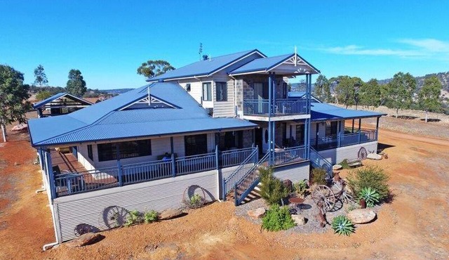 Mountain Park Retreat in Perth