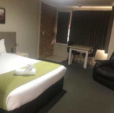 National Hotel Complex Bendigo in Bendigo