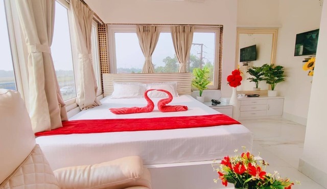 NEW RUBI RESTAURANT CUM BAR AND LODGE in Burdwan