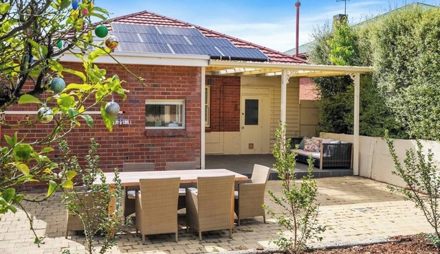 New Town Bungalow A Leafy Family Haven in New Town