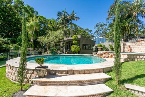 Noosa Valley Manor B&B in Doonan