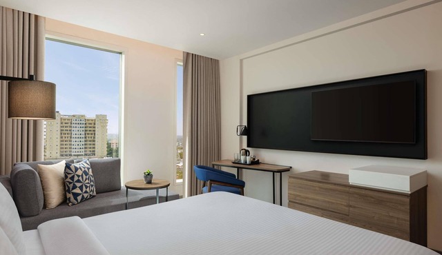 Novotel New Delhi City Centre