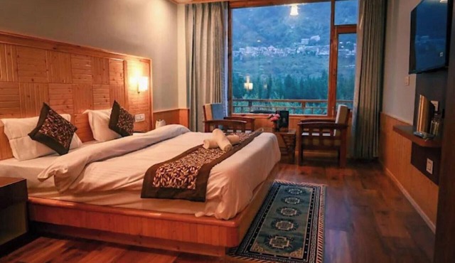 Old Manali Retreat