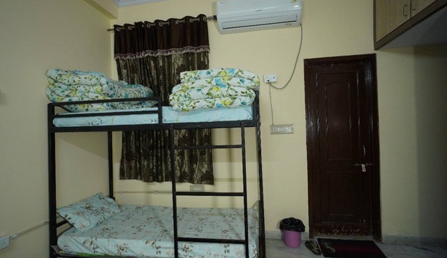 Om Trance Homestay in Jaipur