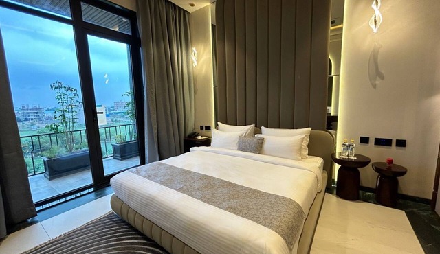 Omaya Suites in Raipur