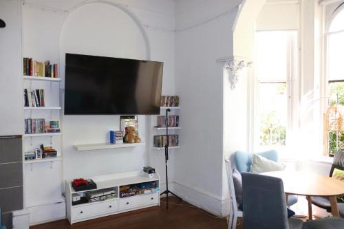 Original Backpackers in Sydney