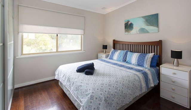 Palm Beach Sunset Cabin - Close to Penguin Island in Rockingham