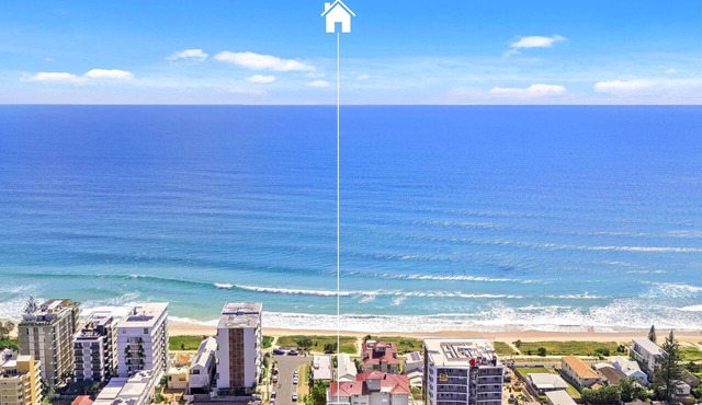 Palm Beachview Luxe Steps to beach & Talle creek in Palm Beach